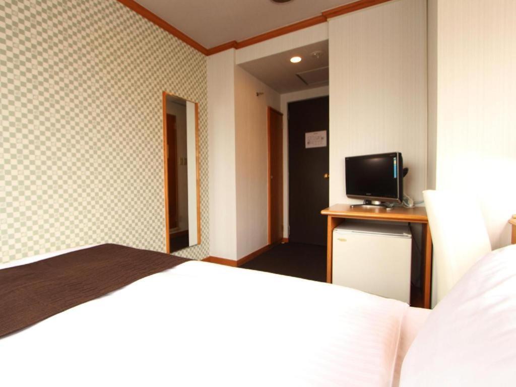 Hotel Livemax Budget Naha Tomarikou Kültér fotó