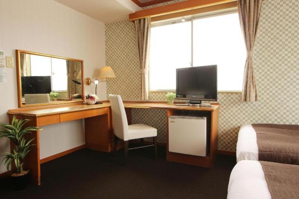 Hotel Livemax Budget Naha Tomarikou Kültér fotó