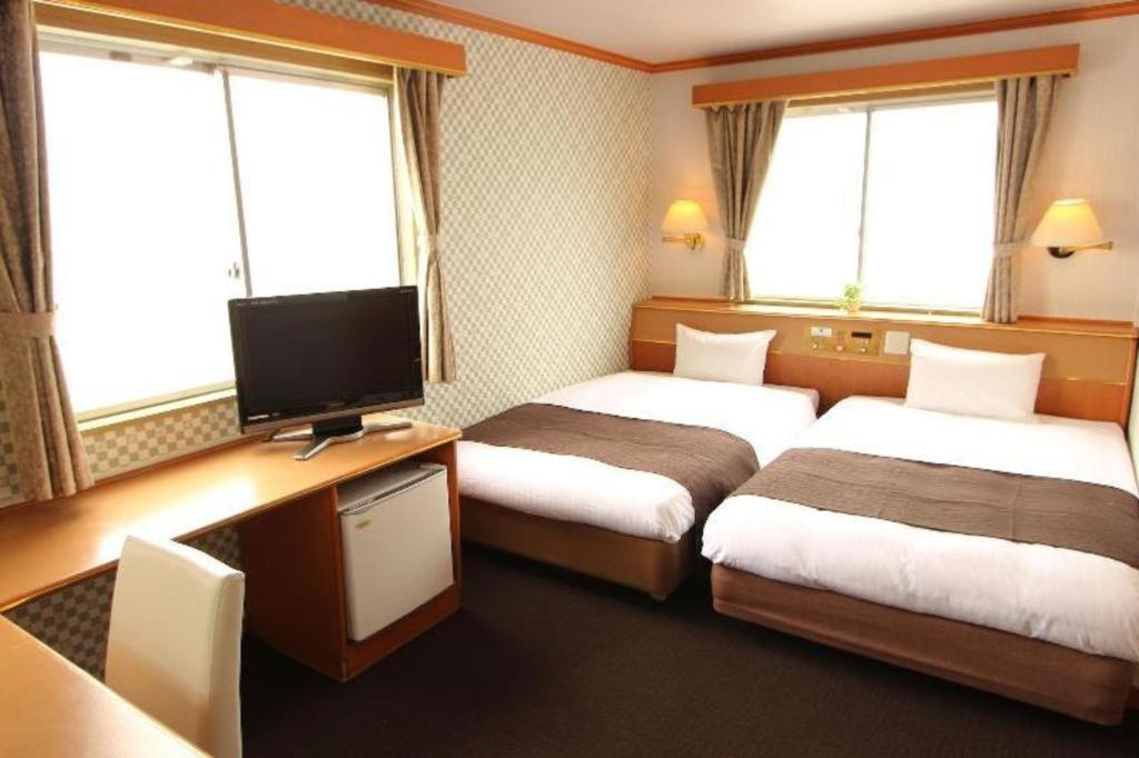 Hotel Livemax Budget Naha Tomarikou Kültér fotó