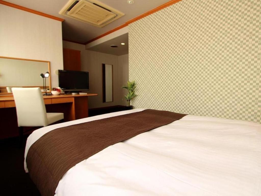 Hotel Livemax Budget Naha Tomarikou Kültér fotó